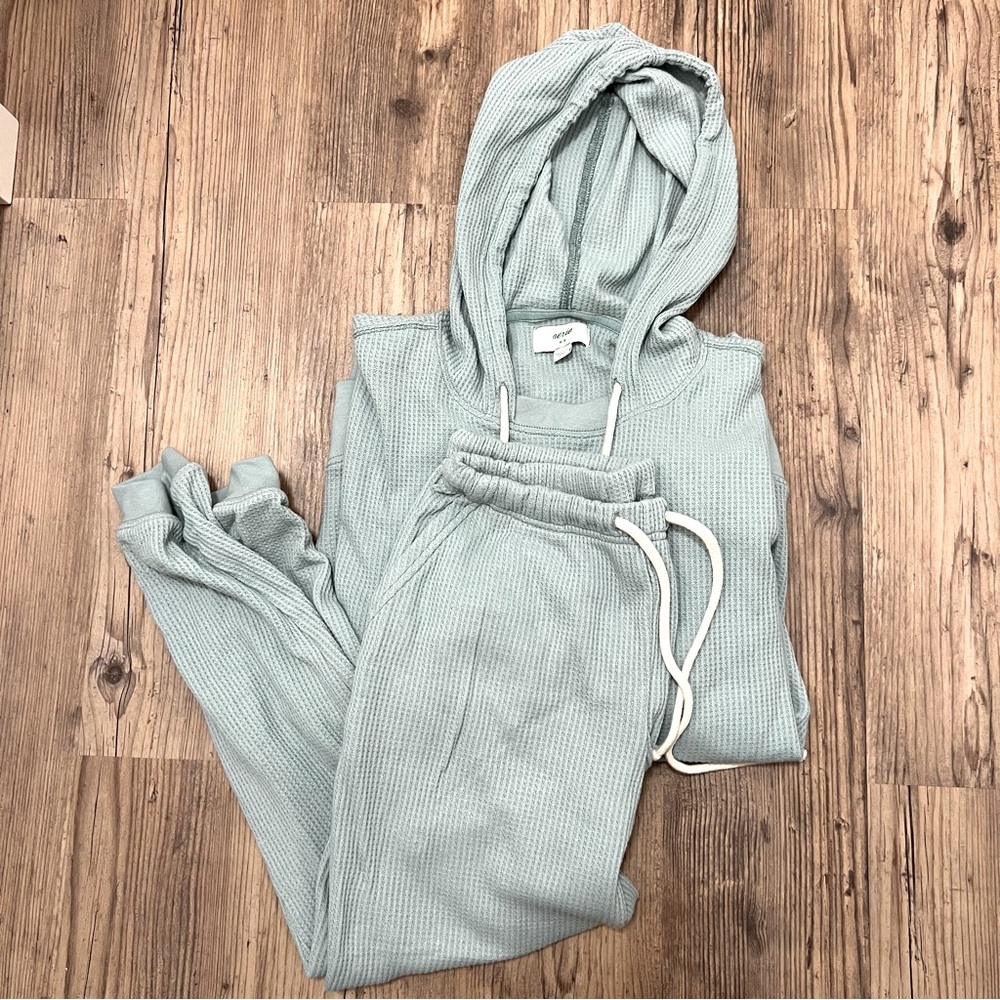 Aerie Cozy Waffle Set